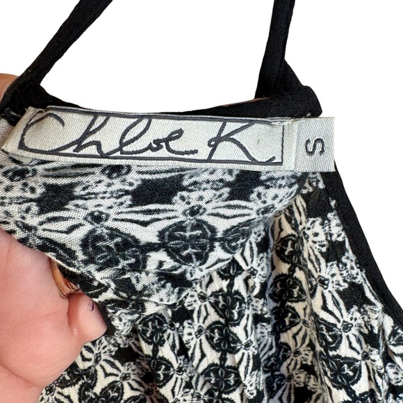 Chloe K Halter Tank Top Black & White Geometric woman's Size Small Bohemian - Picture 6 of 8